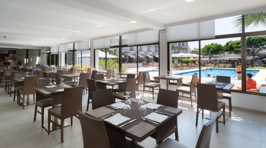 Dining balmoral hotel benalmadena costa