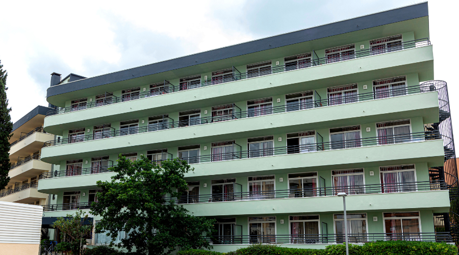 Fassade des Hotel Esmeraldas
