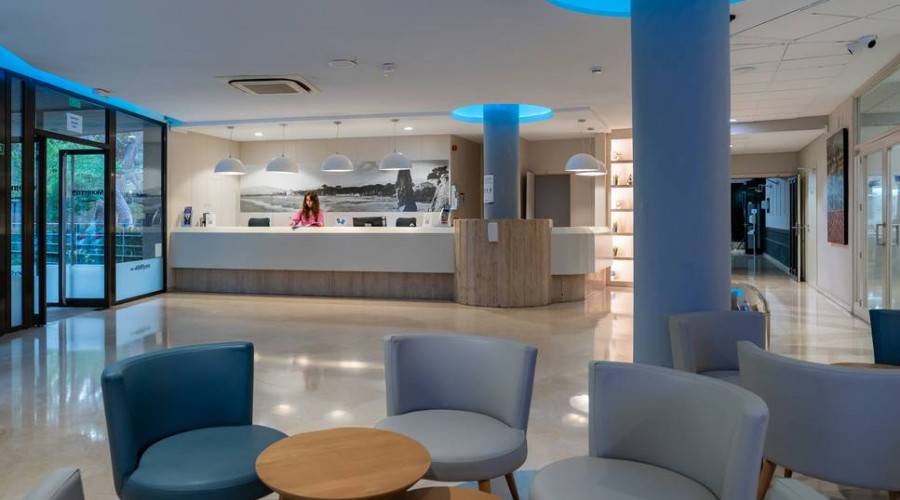 Rezeption Hotel Monterrey